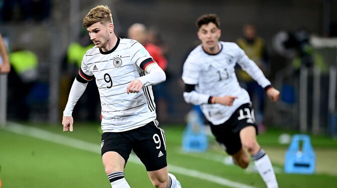 Torschützen im Vorwärtsgang: Timo Werner (vorn) und sein Chelsea-Teamkollege Kai Havertz.  FOTO: GROOTHUIS/WITTERS