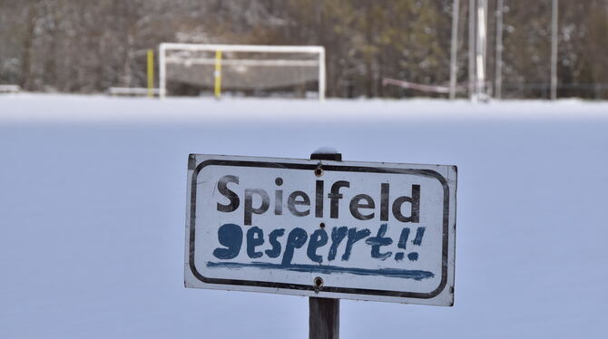 Am Wochenende waren durch den Wintereinbruch in Reutlingen und der Region fast alle Fußballplätze unbespielbar.