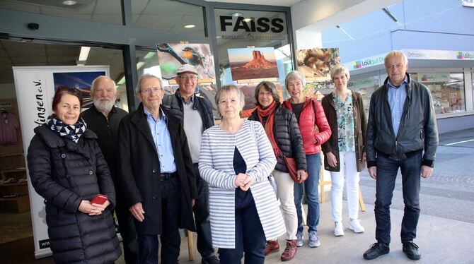 Mitglieder des Reutlinger Photoclubs freuen sich, mit drei Ausstellungen in der Öffentlichkeit präsent zu sein.  FOTO: SPIESS