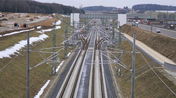 Neuer markanter Vernetzungspunkt: In Merklingen wird die Region an die Schnellstrecke Wendlingen−Ulm angeschlossen. FOTO: LENK