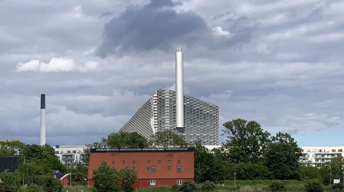 Das 2017 in Betrieb genommene Amager Ressource Center in Kopenhagen ist eine Vorzeige-Müllverbrennungsanlage. FOTOS: STADT