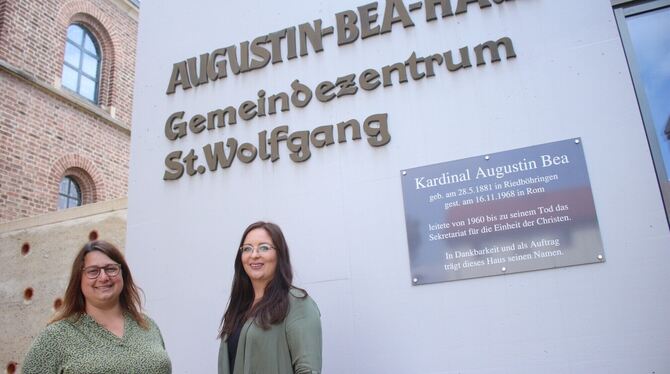 Katja Badstöber (links) und Katharina Glinka stellten das neue Betreuungsangebot vor.  FOTO: SPIESS