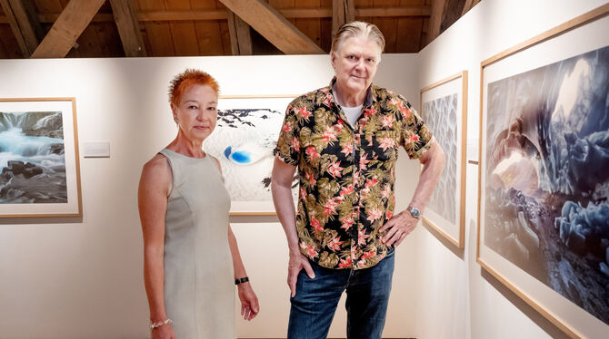 Fruchtbare  Zusammenarbeit:  Hans Strand  und Barbara  Karwatzki eröffnen heute Abend eine bemerkenswerte Fotoausstellung im Reu