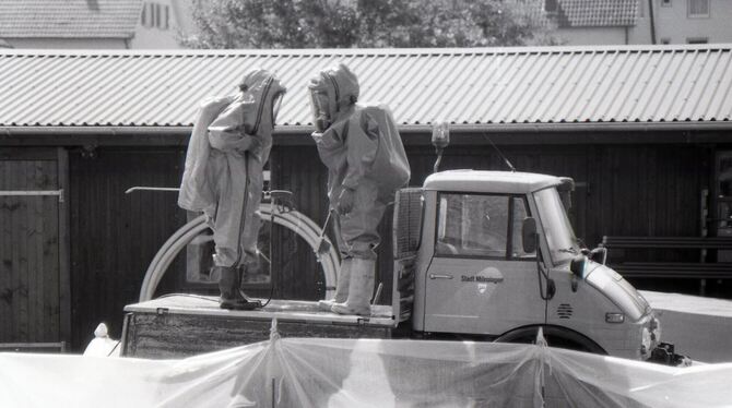 Bilder wie aus einem Science-Fiction-Film: Für Autos, die mit der Chemikalie in Berührung gekommen waren, wurde eigens eine Deko