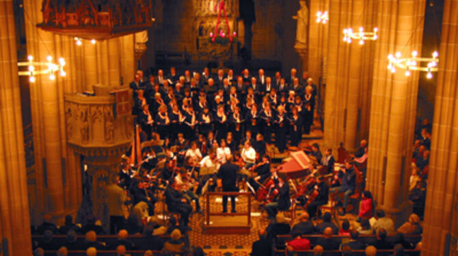 Feierliche Atmosphäre für den Chorgesang der »Lico« in der Marienkirche.
FOTO: ANSTÄDT