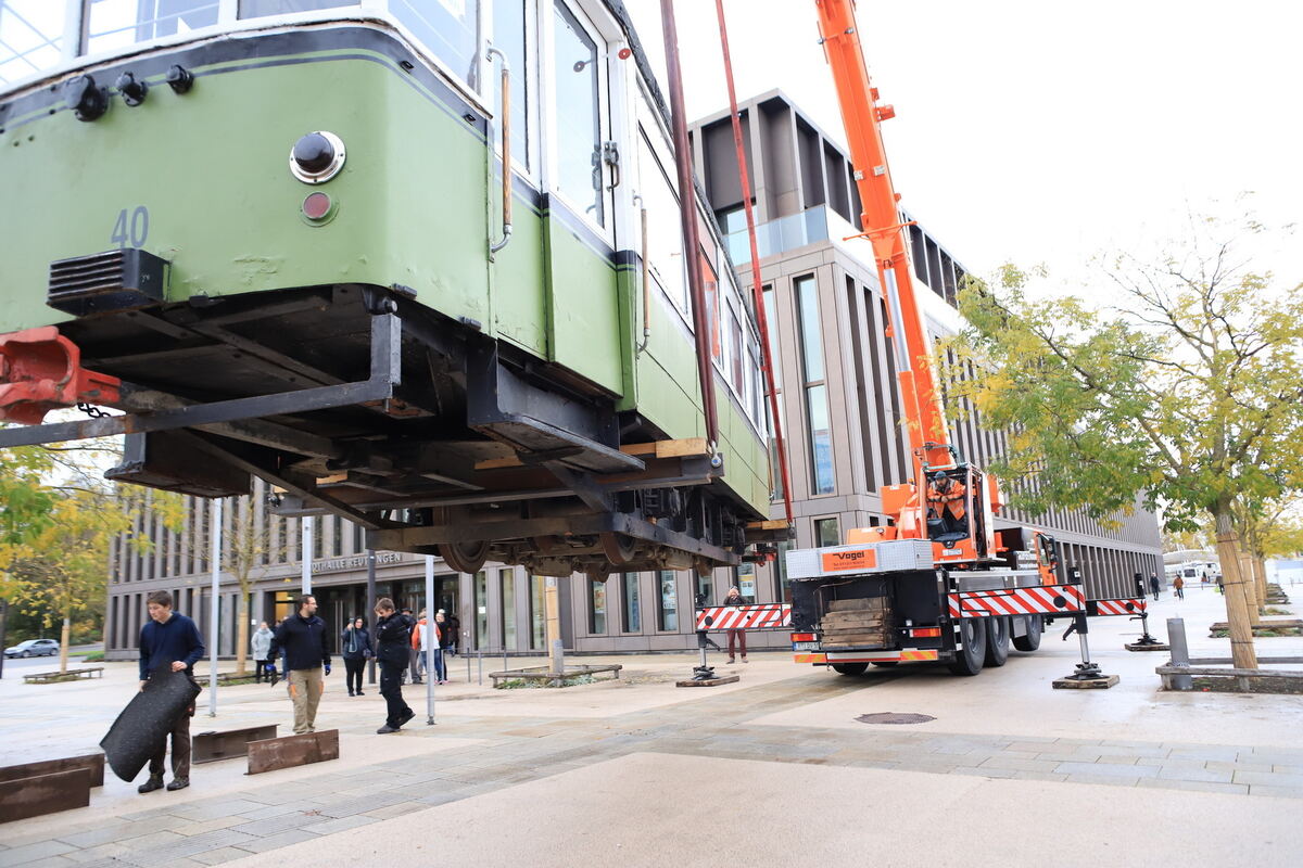 Straßenbahn_Stadthalle__24