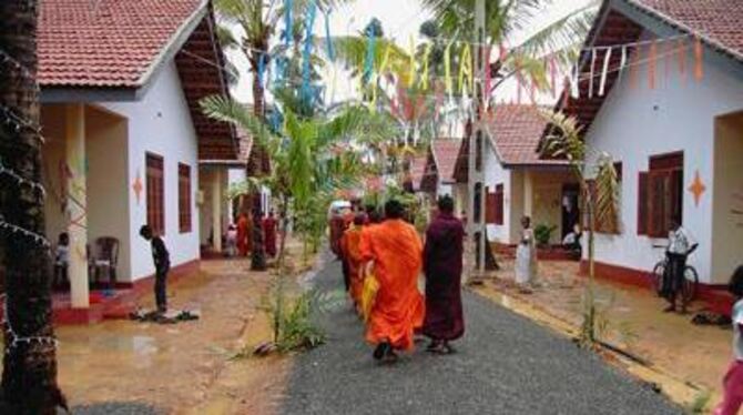 Mit einem mehrtägigen Fest wurde die durch Spendengelder errichtete Siedlung auf Sri Lanka eingeweiht.
FOTO: PR