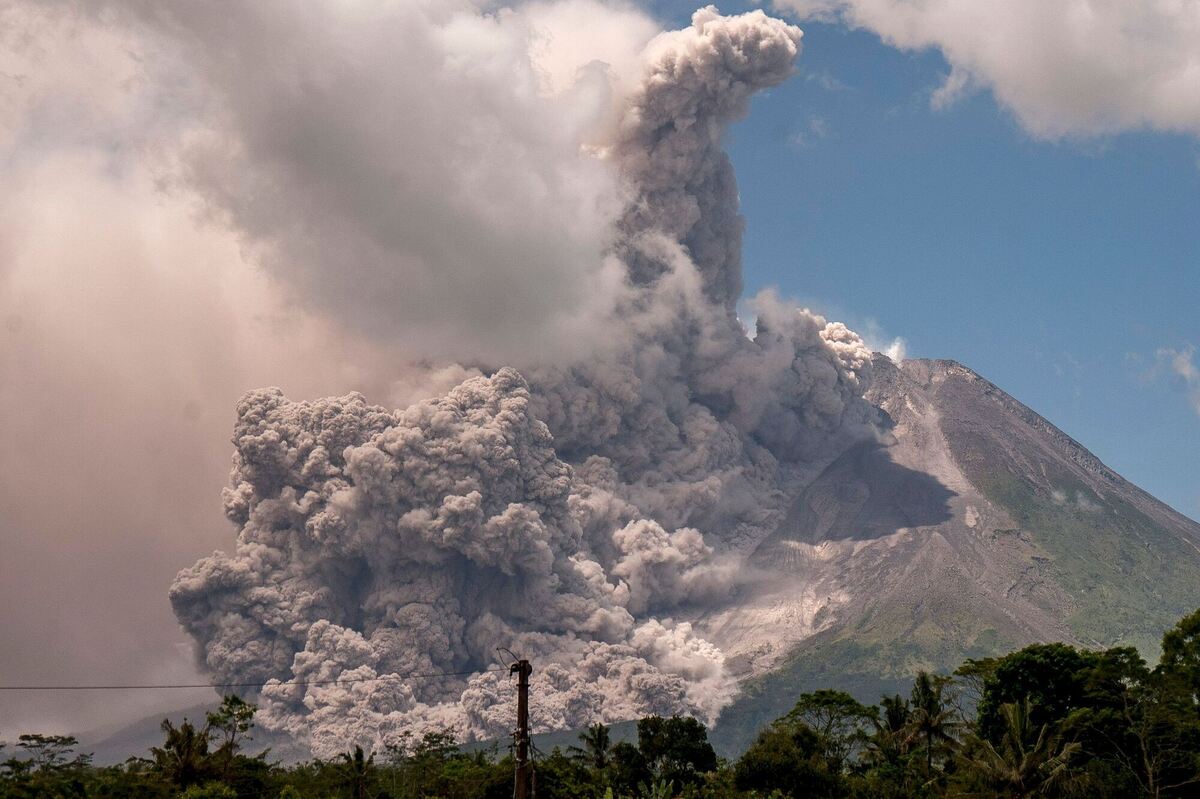 Indonesischer Vulkan Merapi wieder ausgebrochen