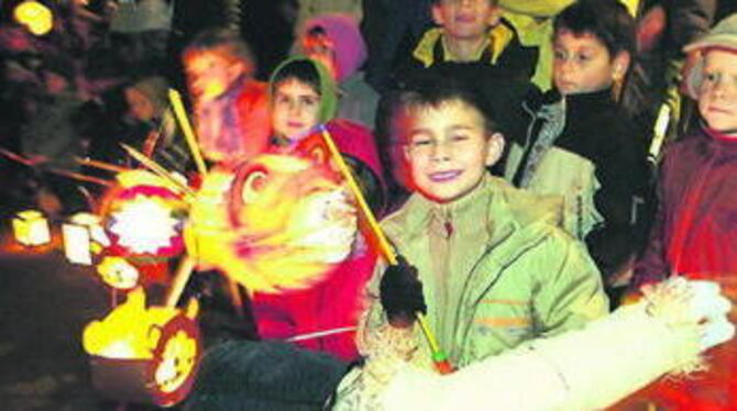 Stimmungsvolles Sankt-Martinsfest nebst Laternenumzug.
FOTO: TRINKHAUS