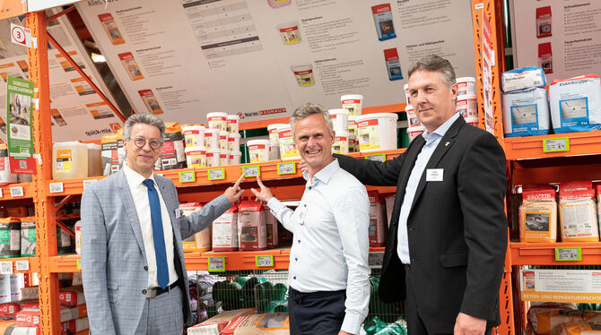 Erläuterten ihre Kooperation (von links): Johannes Schwörer (Schwörer Haus), Peter Bachmann (Sentinel Haus Institut) und Joachim