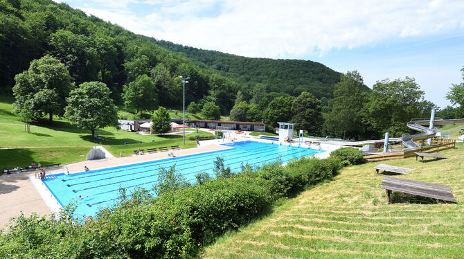 Das Eninger Wadfreibad hat aktuell wegen Personalmangels geschlossen.  FOTO: PIETH