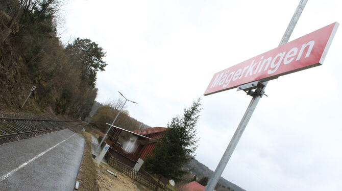 Der Bahnhof in Mägerkingen soll mit dem Auto besser erreicht werden können.  FOTO: FISCHER