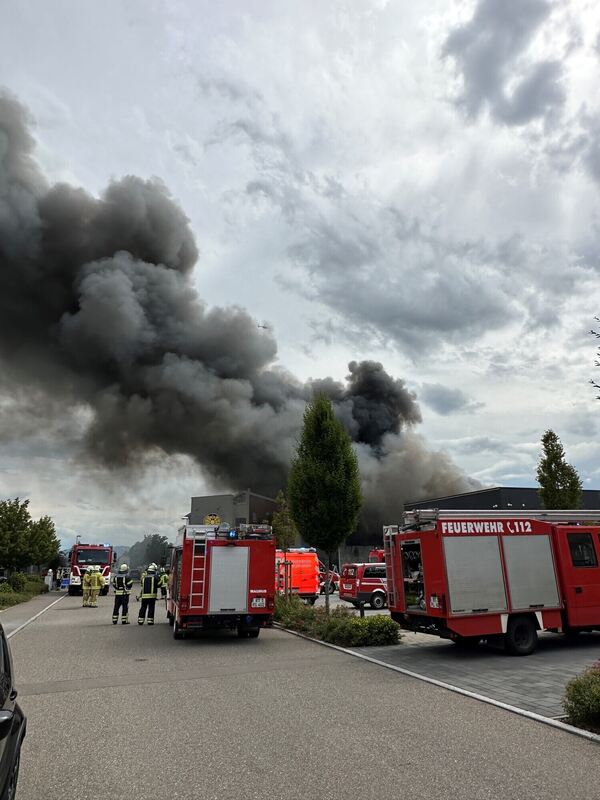 Großfeuer Walddorf (3)