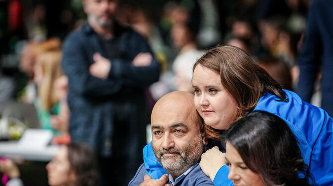 Das Grünen-Führungsduo mit Außenministerin Annalena Baerbock (rechts): Für Ricarda Lang (Mitte) und Omid Nouripour (links) war d