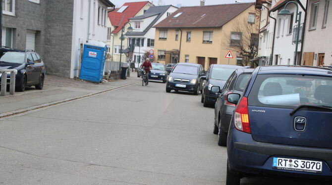 Brennpunkt Hülbener Straße: Das Radfahren soll sicherer werden, ie Gemeinde setzt eine Radwegekonzeption um