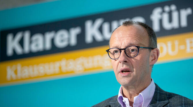 CDU-Chef Friedrich Merz setzt auf Abgrenzung zu AfD.  FOTO: FRICKE/DPA