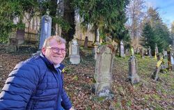 Zum Nachdenken zieht sich Münsingens Bürgermeister Mike Münzing gerne auf den jüdischen Friedhof in Buttenhausen zurück.