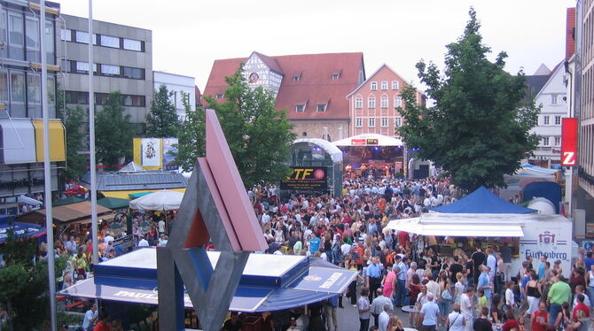 Beim Reutlinger Stadtfest am 21. und 22. Juni soll es in diesem Jahr wieder so aussehen wie auf diesem 18 Jahre alten Erinnerung
