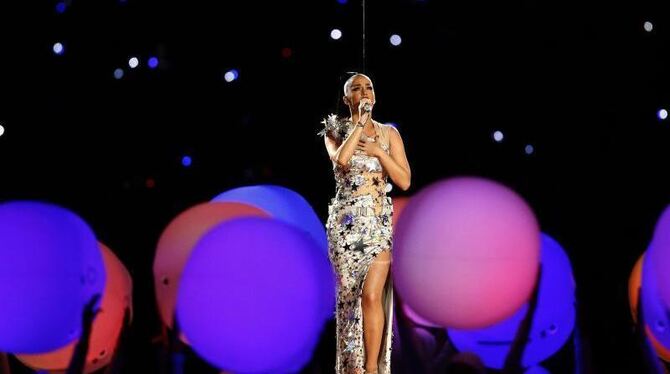 Nach ihrem spekatkulären Auftritt beim Super Bowl hofft Katy Perry jetzt auf einen Grammy. Foto: Erik S. Lesser