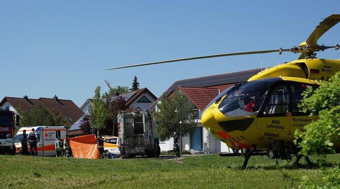 Beim Rettungseinsatz in Münsingen war auch ein Rettungshubschrauber vor Ort.