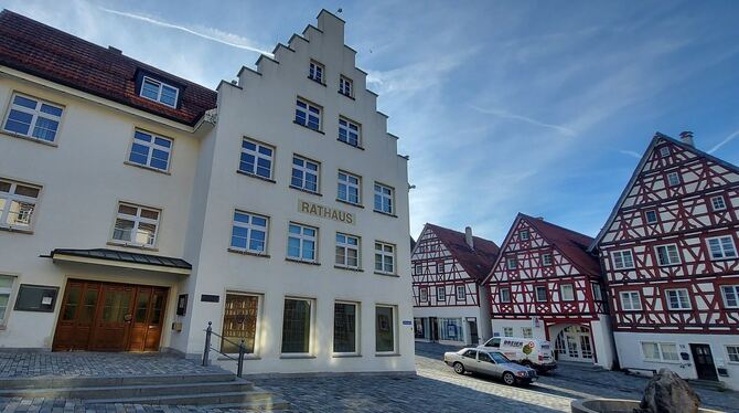 Das Rathaus in Trochtelfingen: Im Erdgeschoss befindet sich der Ratssaal. Wer künftig darin sitzt und die Geschicke der Stadt le