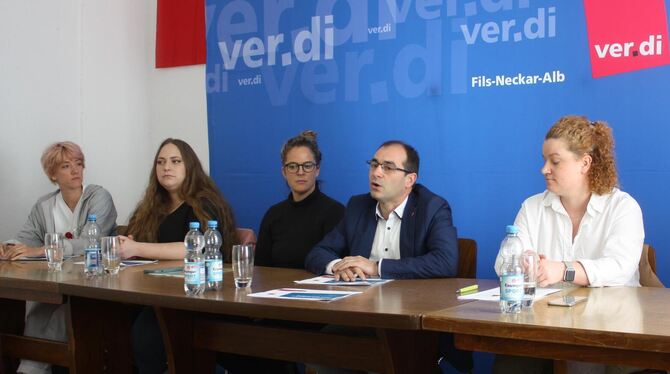 Sie streiten für bessere Bedingungen für Beschäftigte an den Uni-Kliniken im Land (von links): Elli Zimmermann, Marina Schäfer,