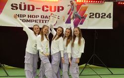 Hip-Hop Süd-Cup-Sieger Smallgroups Adults »Another Bad Creation« aus Bad Urach. FOTO: SANDER
