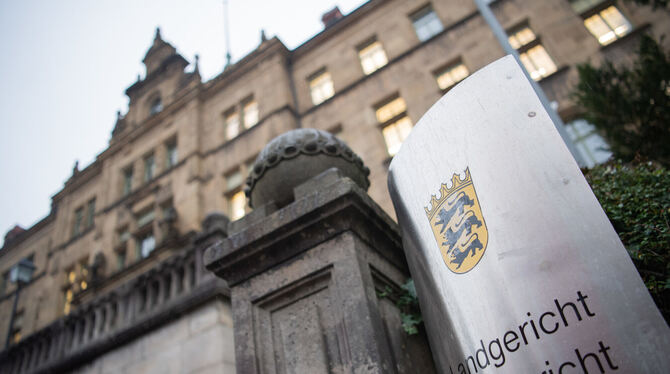 Sieben Männer aus Rumänien stehten wegen Bandendiebstahls vor dem Tübinger Landgericht.