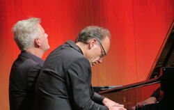 Das Klavierduo Grau-Schumacher mit Götz Schumacher (links) und Andreas Grau bei einem früheren Auftritt im Reutlinger Kammermusi