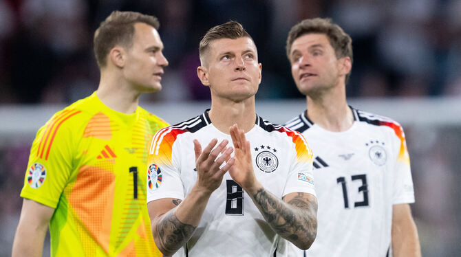 Die »alten Hasen«  - hier (von links) Manuel Neuer, Toni Kroos und Thomas Müller - ergänzen sich laut Julian Nagelsmann mit den