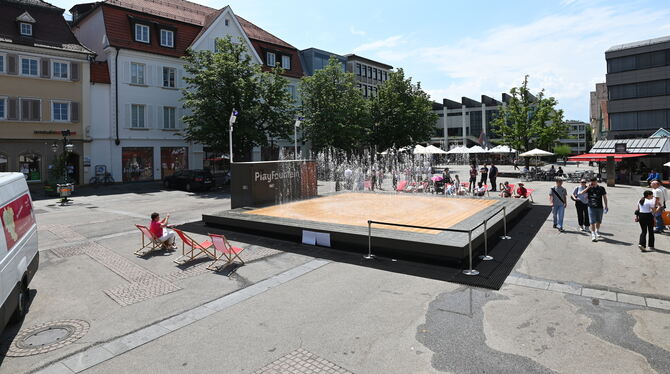 Betreten erwünscht: Die PlayFountain auf dem Reutlinger Marktplatz.