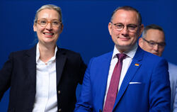 Das neue und alte Führungsduo: Alice Weidel und Tino Chrupalla beim Bundesparteitag der AfD in der Grugahalle in Essen. 