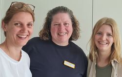 Melanie Bahnmüller, Christina Scaldelai und Sarah Foditsch (von links) sind sich einig: Ihre Bewohner profitieren vom Märchenpro