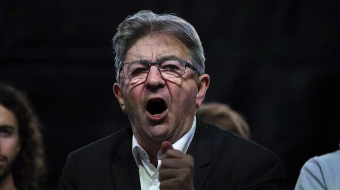 Der Führer der Linken, Jean-Luc Melenchon, hat die Wahl gewonnen, benötigt aber Koalitionspartner.