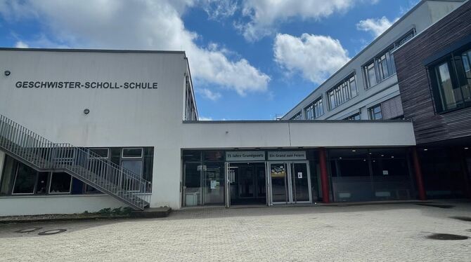 Nach einem Abistreich beläuft sich der Sachschaden an der Geschwister-Scholl-Schule auf rund 4.000 Euro.