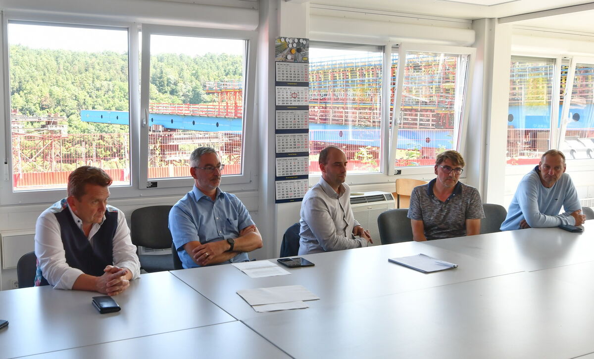 Besprechungsraum mit Panoramablick FOTO MEYER