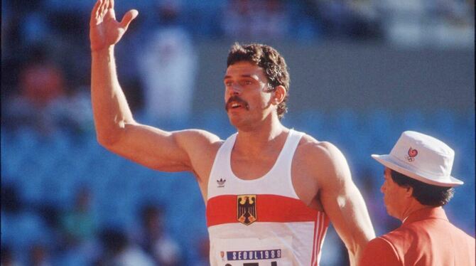 Jürgen Hingsen erlebte in Seoul 1988 beim Start sein »Waterloo«.  FOTO: WITTERS