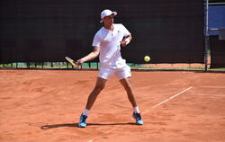 Kürzlich im Wimbledon-Halbfinale, nun in der Runde der letzten acht bei den Metzingen Open: der Franzose Theo Papamalamis