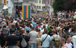 Bei der Beatparade platzt das beschauliche Empfingen fast aus allen Nähten. FOTO: MEYER