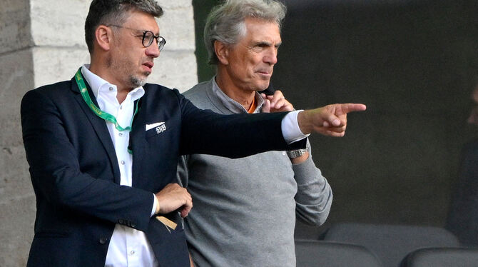 Claus Vogt (links) ist nicht mehr Präsident des VfB Stuttgart - und Rainer Adrion auch nicht mehr sein Vize.