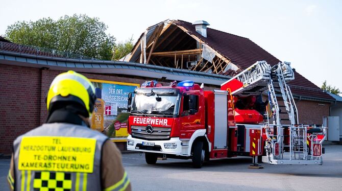 Supermarktdach in Ratzeburg eingestürzt