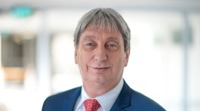 Prof. Baldur Veit ist der Leiter des Reutlingen International Office.  FOTO: HELLWIG