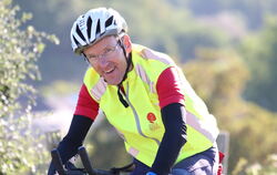 Der Pfullinger Jürgen Fodor auf seinem Fahrrad.