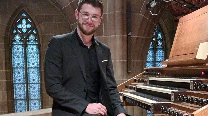 Johannes Güdelhöfer spielte ein abwechslungsreiches Konzert in der Reutlinger Marienkirche.