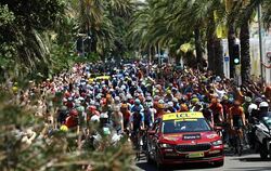 Ganz so heftig wie bei der Tour de France wird der Besucherandrang nicht sein, Streckenposten sind trotzdem wichtig für die Sich