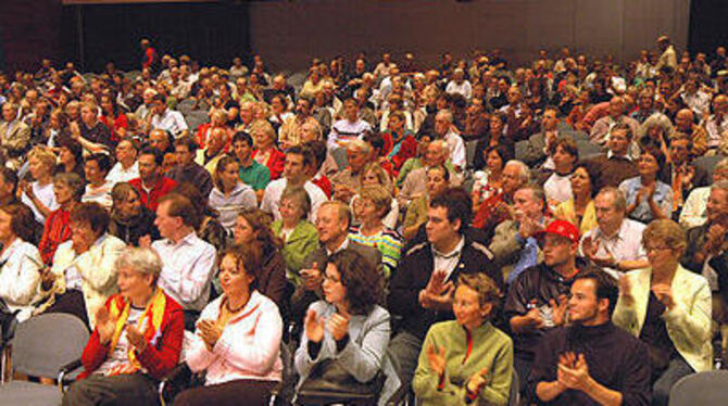 Das gut besuchte GEA-Wahlpodium in der Listhalle.
GEA-FOTO: PACHER