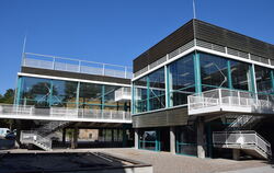 Nach fünf Jahren öffnet die Uni-Mensa Wilhelmstraße wieder ihre Türen. Architektonisch orientiert sich das Gebäude an der Bauhau