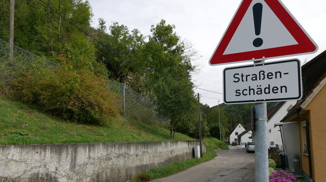 Die Straßenschäden in der Seeburger Straße Hartberg sind offensichtlich, doch muss eine Sanierung 1,2 Millionen Euro kosten, wie