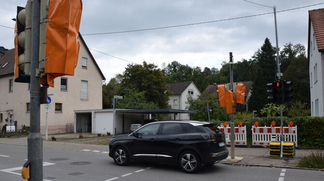 Alte Technik wird erneuert: die Ampel am Mühlwaldweg. FOTO: WALDERICH