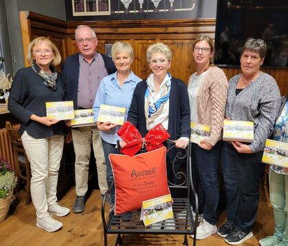 Die Vorstandschaft des Ferienrings mit Gisela Holder, Helmut Heinzmann, Bettina Rudolf, Traudl Brunner, Carolin Holzschuh-Flitsc